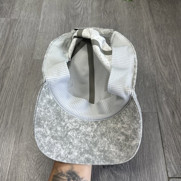 Lululemon Hat Cap Strap Back Womens Gray White Hiking Running Outdoors Ladies main image 5